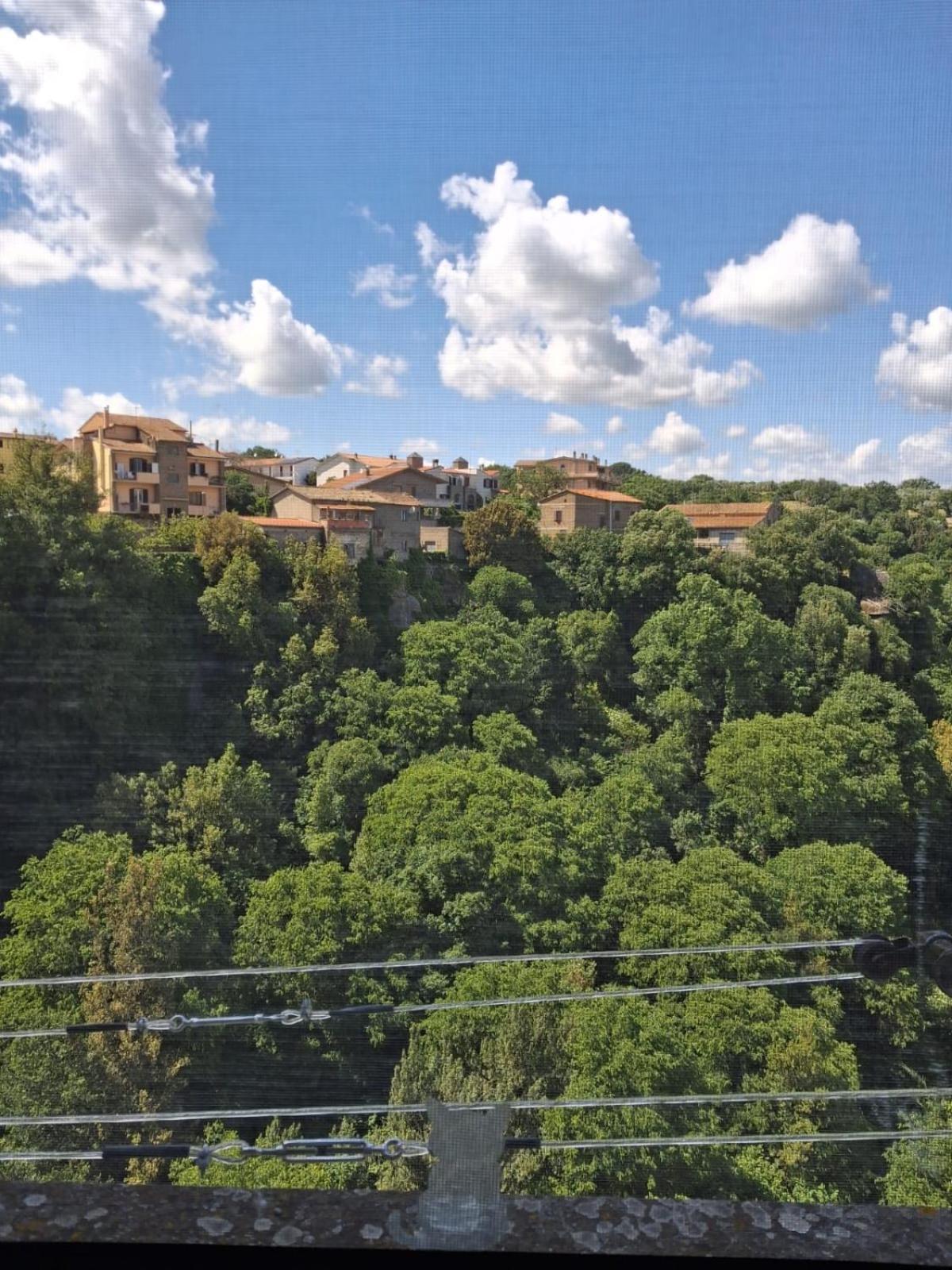 Sospesi Nel Borgo Vitorchiano Εξωτερικό φωτογραφία