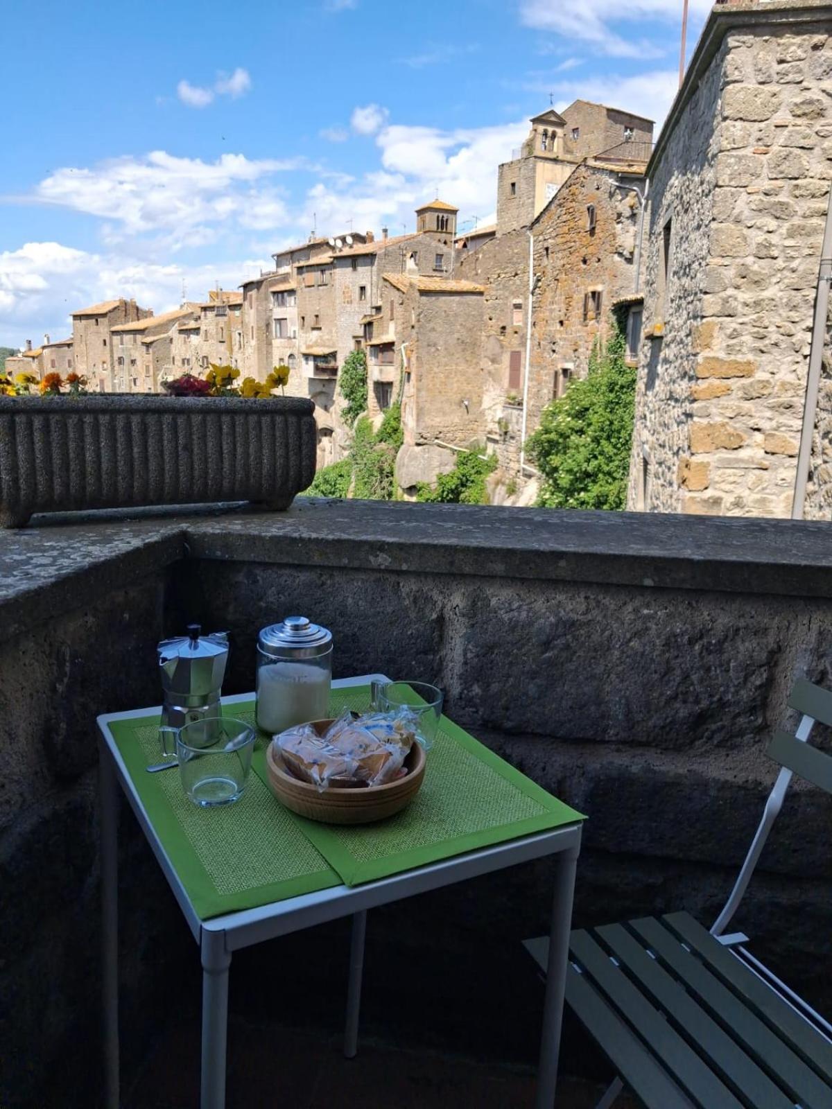 Sospesi Nel Borgo Vitorchiano Εξωτερικό φωτογραφία