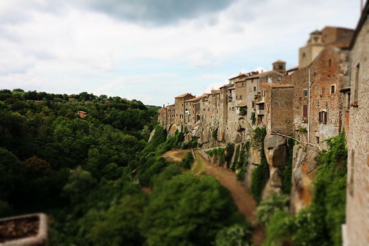 Sospesi Nel Borgo Vitorchiano Εξωτερικό φωτογραφία